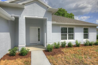 902 Fern in Sebastian, FL - Building Photo - Building Photo