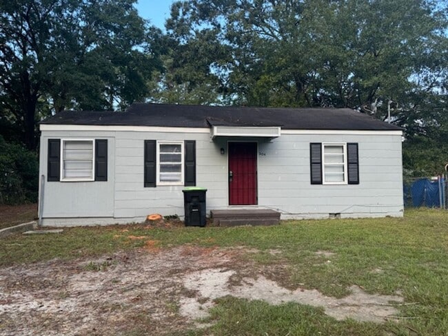 property at 304 Camellia Cir