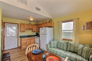 56821 North Carolina Hwy 12 in Hatteras, NC - Building Photo