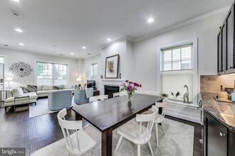 717 Diamond Ave in Alexandria, VA - Building Photo - Building Photo