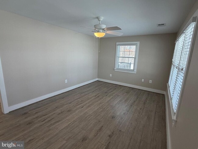 property at 6492 Vint Hill Rd