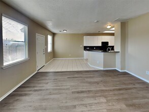 13118 Peppergate Ln in Houston, TX - Building Photo - Building Photo