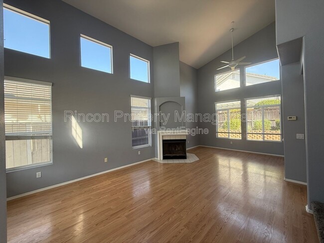 4729 Ellington St in Ventura, CA - Building Photo - Building Photo