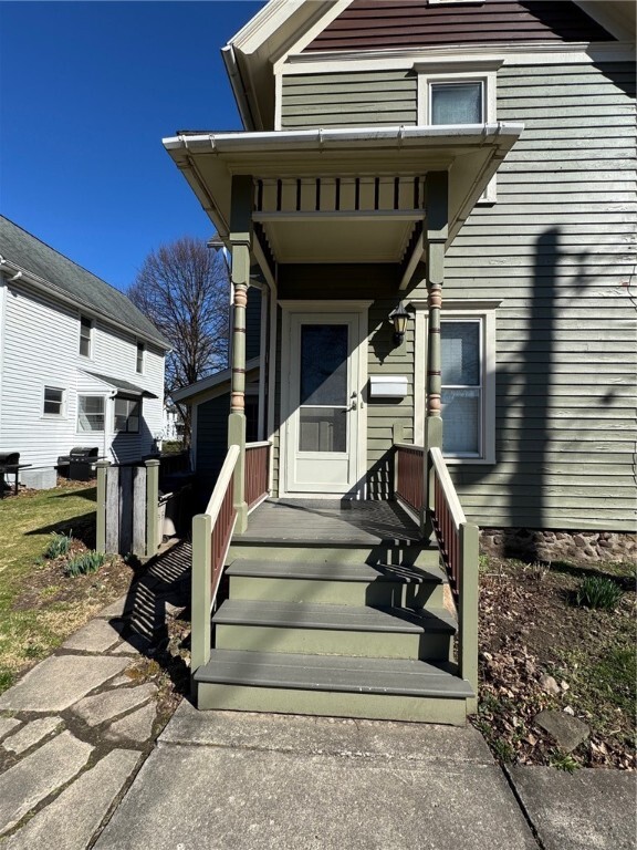 property at 23 East St