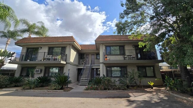 property at 1865 E Grand Ave