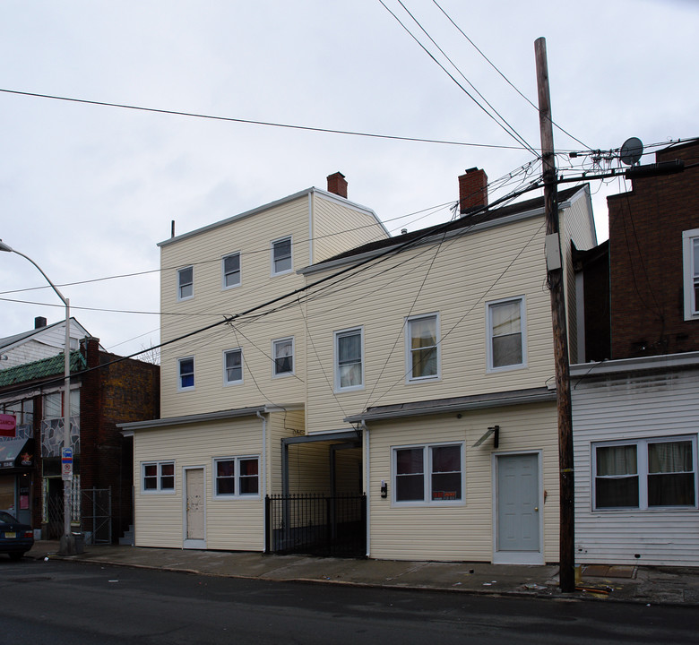 406-408 Market St in Paterson, NJ - Building Photo