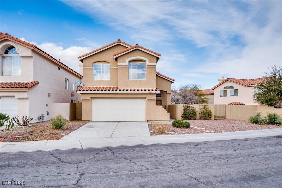 7816 Calico Flower Ave in Las Vegas, NV - Building Photo
