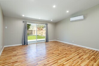 10611 Jordan Ave in Los Angeles, CA - Building Photo - Building Photo