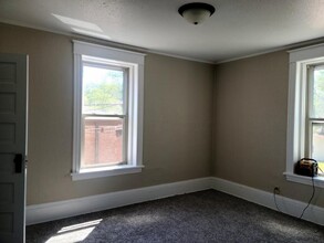 316 3rd Ave S in Grand Forks, ND - Building Photo - Building Photo