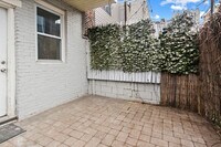 1723 S Taylor St photo'