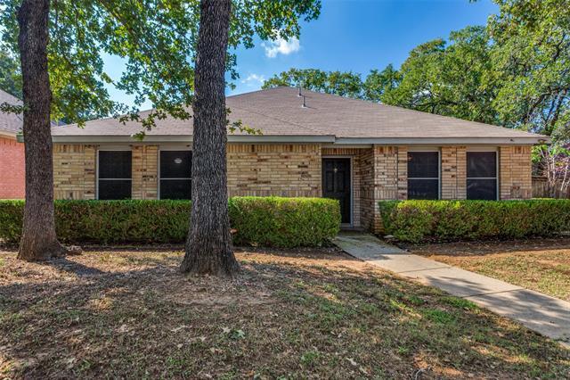 5510 Eagle Rock Rd in Arlington, TX - Foto de edificio