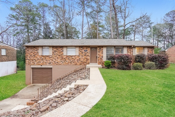 648 Mimosa Rd in Prattville, AL - Building Photo