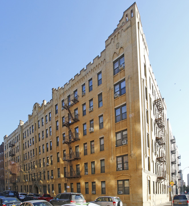 3133 Brighton 7Th St in Brooklyn, NY - Building Photo