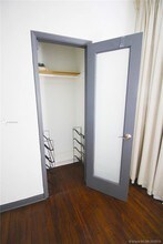 349 Meridian Ave-Unit -B-206 in Miami Beach, FL - Building Photo - Building Photo