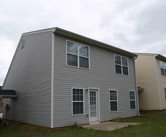 109 Lossie Ln in Mcdonough, GA - Foto de edificio - Building Photo