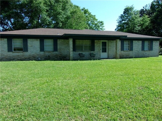 property at 3550 Randy Ct