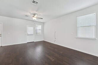 764 Long Run in Liberty Hill, TX - Building Photo - Building Photo