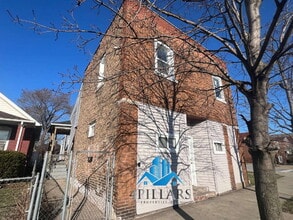 3904 Deodar St-Unit -2F in East Chicago, IN - Building Photo - Building Photo