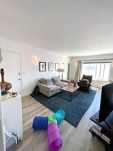 2645 28th St in Santa Monica, CA - Building Photo - Building Photo