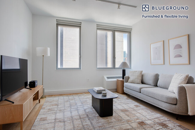 property at 550 W 54th St