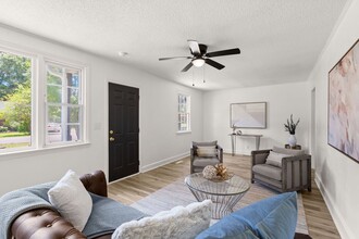 110 Warren St in Moncks Corner, SC - Building Photo - Building Photo