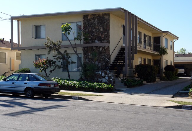 644-646 Aerick St in Inglewood, CA - Foto de edificio - Building Photo