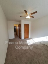 4312 E Sierra Madre Ave in Fresno, CA - Building Photo - Building Photo