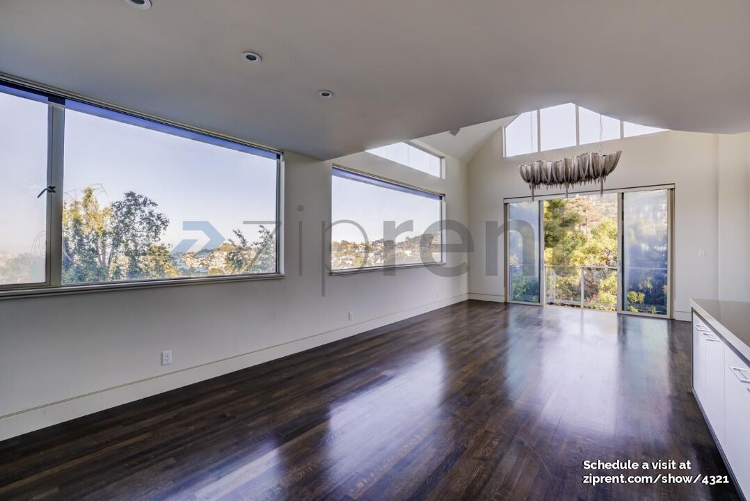 921 Elizabeth St in San Francisco, CA - Building Photo