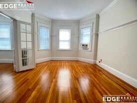 62 Boyd St in Newton, MA - Building Photo