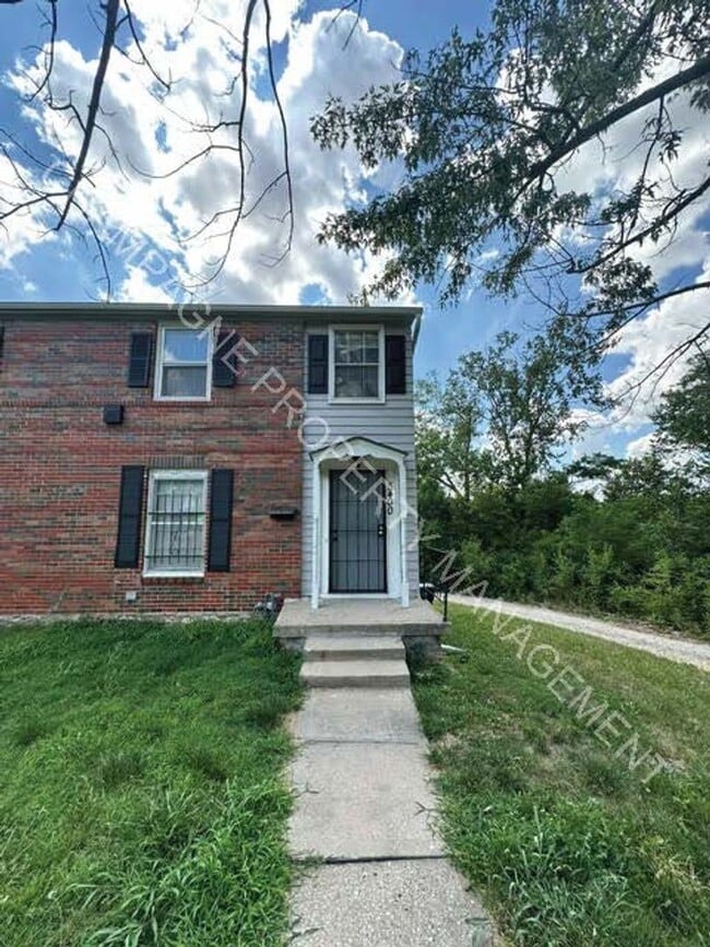 property at 5400 Swope Pkwy