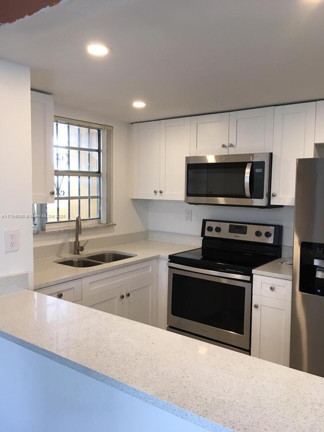 property at 8897 Fontainebleau Blvd