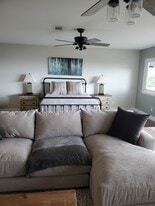 311 Pitts Bayshore Dr, Unit 2