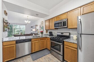 4462 Quill Ln in Waukegan, IL - Building Photo - Building Photo