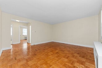 2314 76th Ave, Unit 2 in Philadelphia, PA - Building Photo - Building Photo