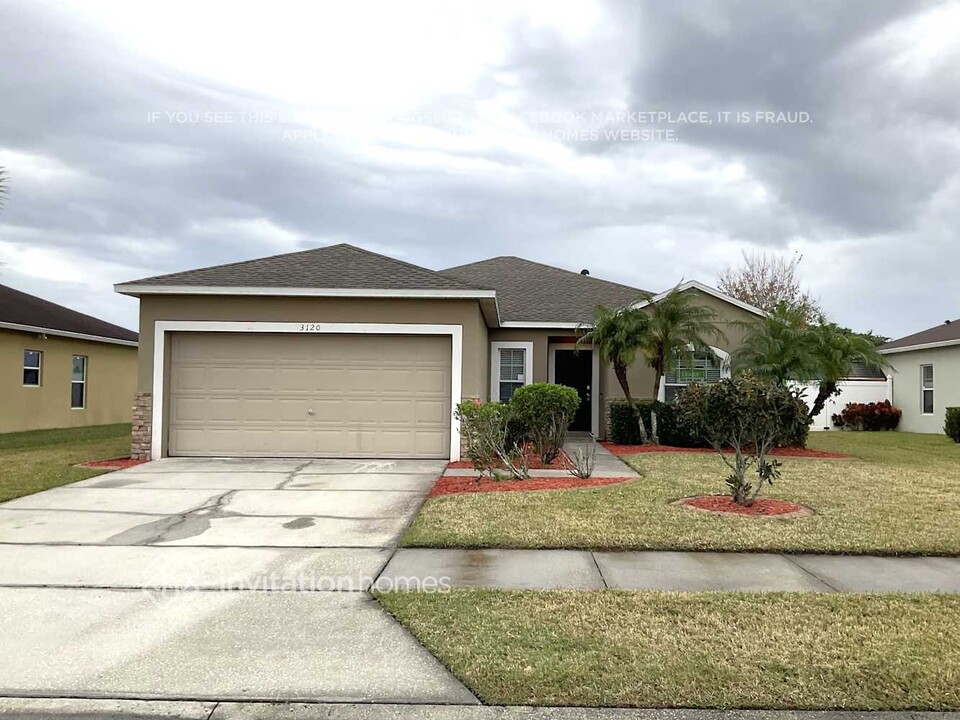 3120 Queen Alexandria Dr in Kissimmee, FL - Building Photo