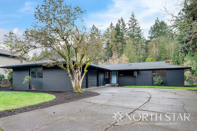 property at 17935 Cardinal Dr
