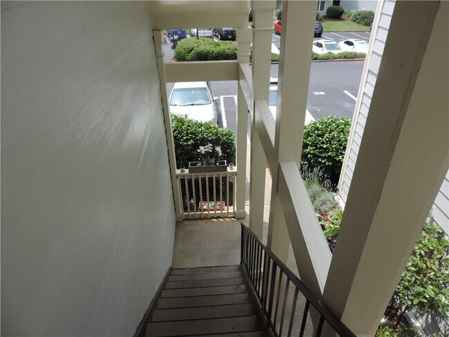 68 Springhedge Ct St in Smyrna, GA - Building Photo - Building Photo