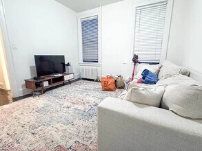 553 Undercliff Ave in Edgewater, NJ - Building Photo - Building Photo
