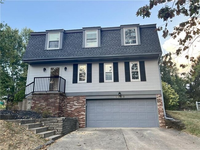 property at 2609 Fox Chase Ct