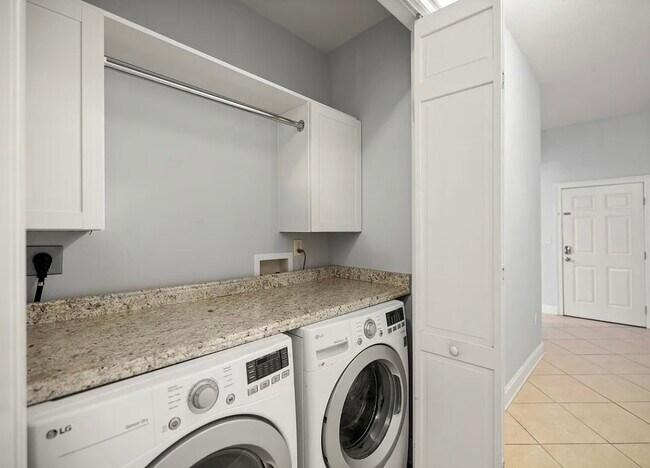 5 Calhoun Ave, Unit 206 in Destin, FL - Foto de edificio - Building Photo