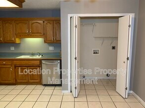 947 E Wildcat Run St in Gardner, KS - Building Photo - Building Photo