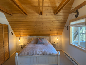 9385 Cascade Rd in Soda Springs, CA - Building Photo - Building Photo