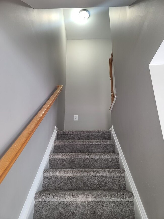 218 Crown Ct in Waynesboro, PA - Building Photo - Building Photo