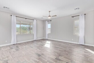 18335 W Summerhaven Dr in Goodyear, AZ - Building Photo - Building Photo