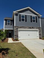 647 13th Ave Dr NE in Hickory, NC - Building Photo