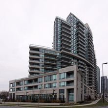 The Continental in Toronto, ON - Building Photo - Building Photo