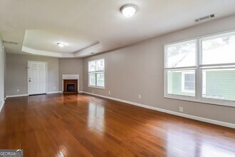 700 S Grand Ave NW in Atlanta, GA - Building Photo - Building Photo