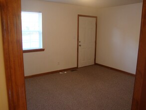 390 Cedar Grove Rd, Unit #7 in Johnson City, TN - Foto de edificio - Building Photo