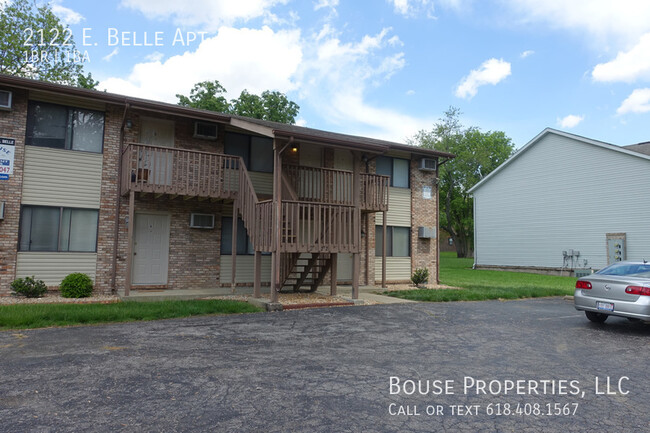 2122 E Belle Ave in Belleville, IL - Building Photo - Building Photo