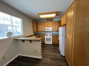 722 W 18th St in Merced, CA - Building Photo - Building Photo